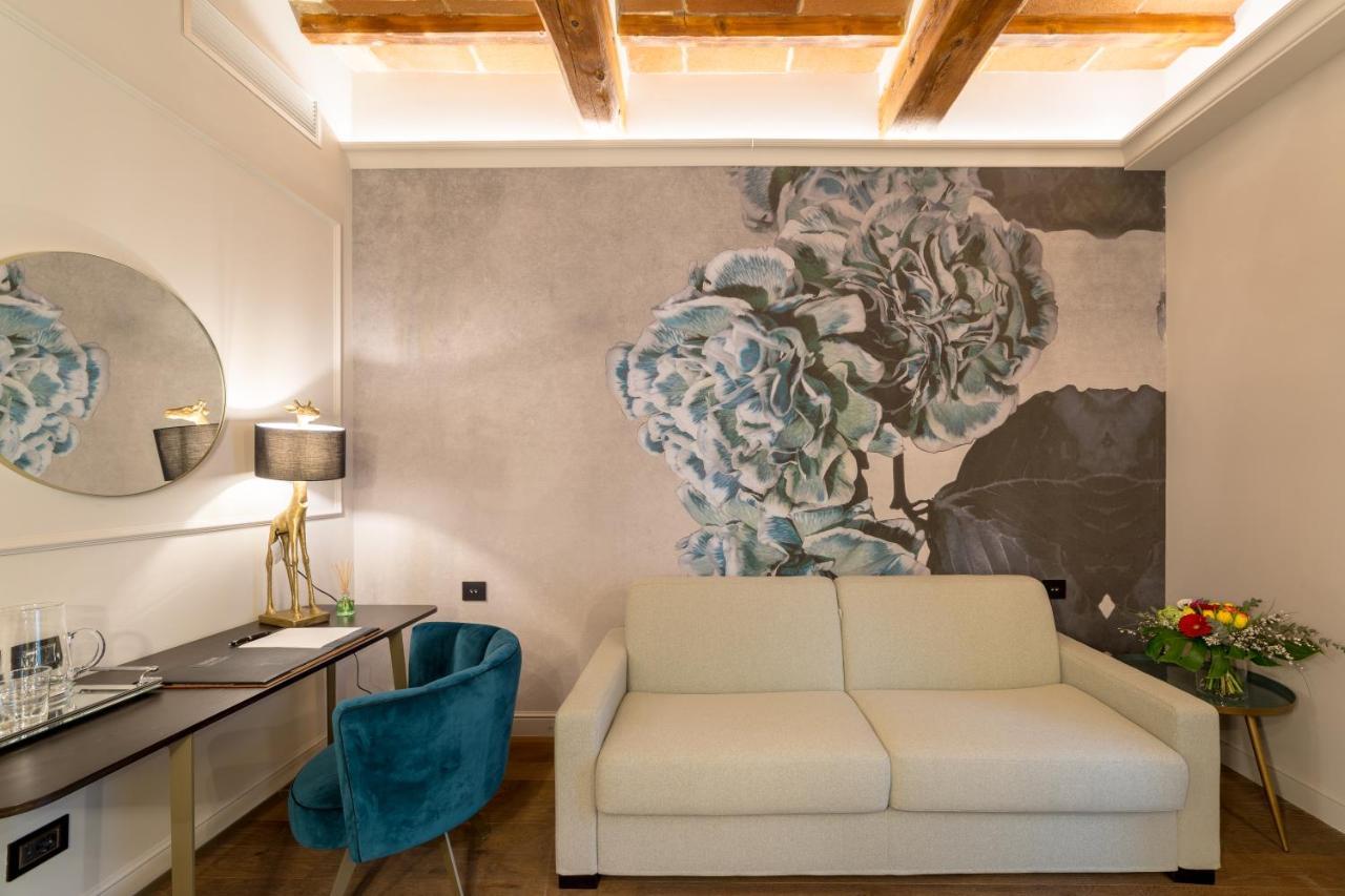 Palazzo 42 - Boutique Hotel & Suites Pistoia Exterior photo