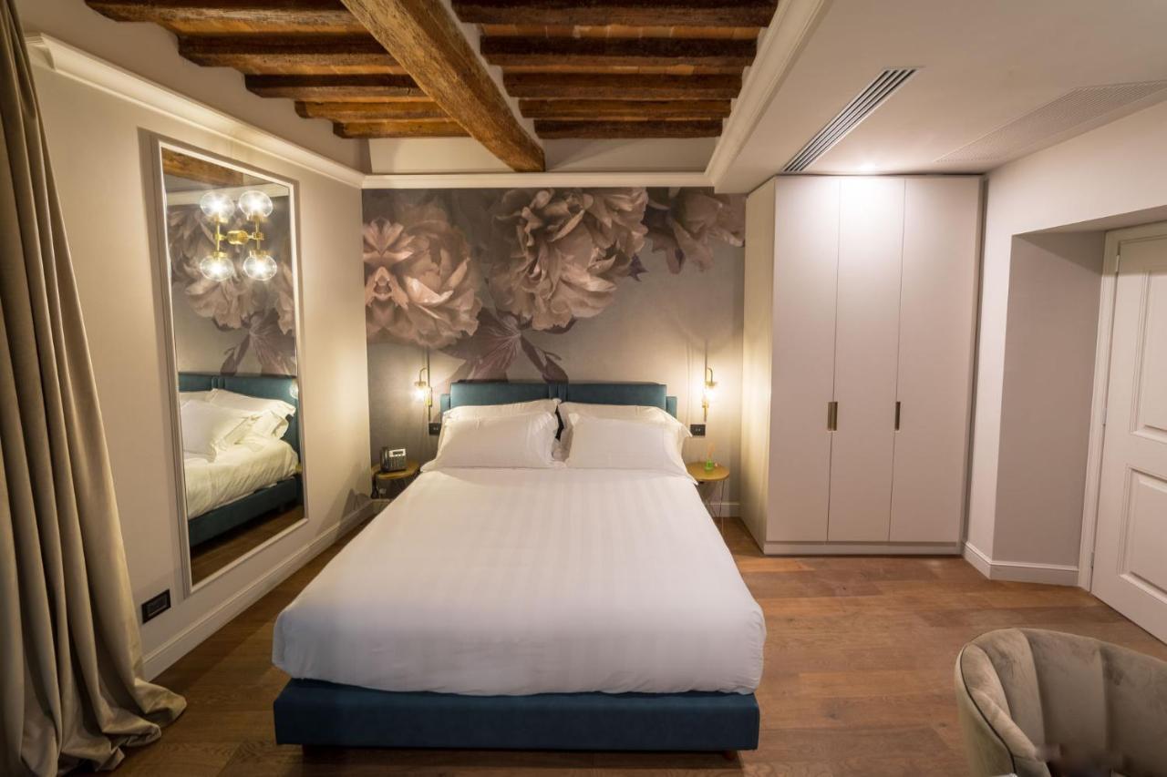 Palazzo 42 - Boutique Hotel & Suites Pistoia Exterior photo