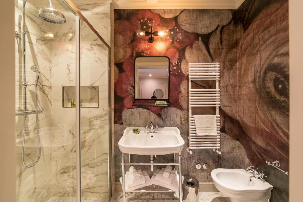 Palazzo 42 - Boutique Hotel & Suites Pistoia Exterior photo