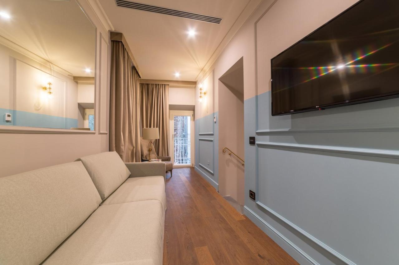 Palazzo 42 - Boutique Hotel & Suites Pistoia Exterior photo