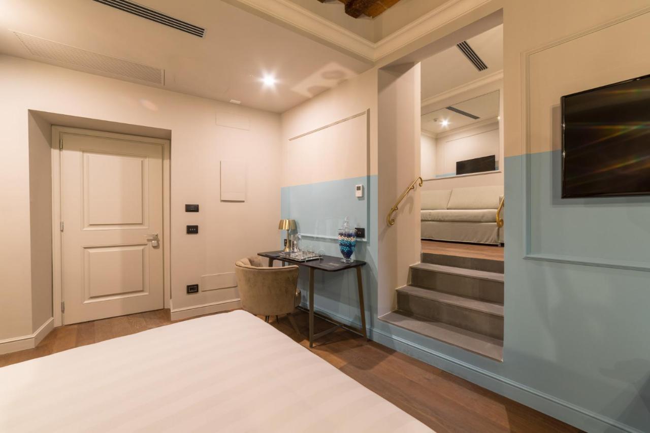 Palazzo 42 - Boutique Hotel & Suites Pistoia Exterior photo